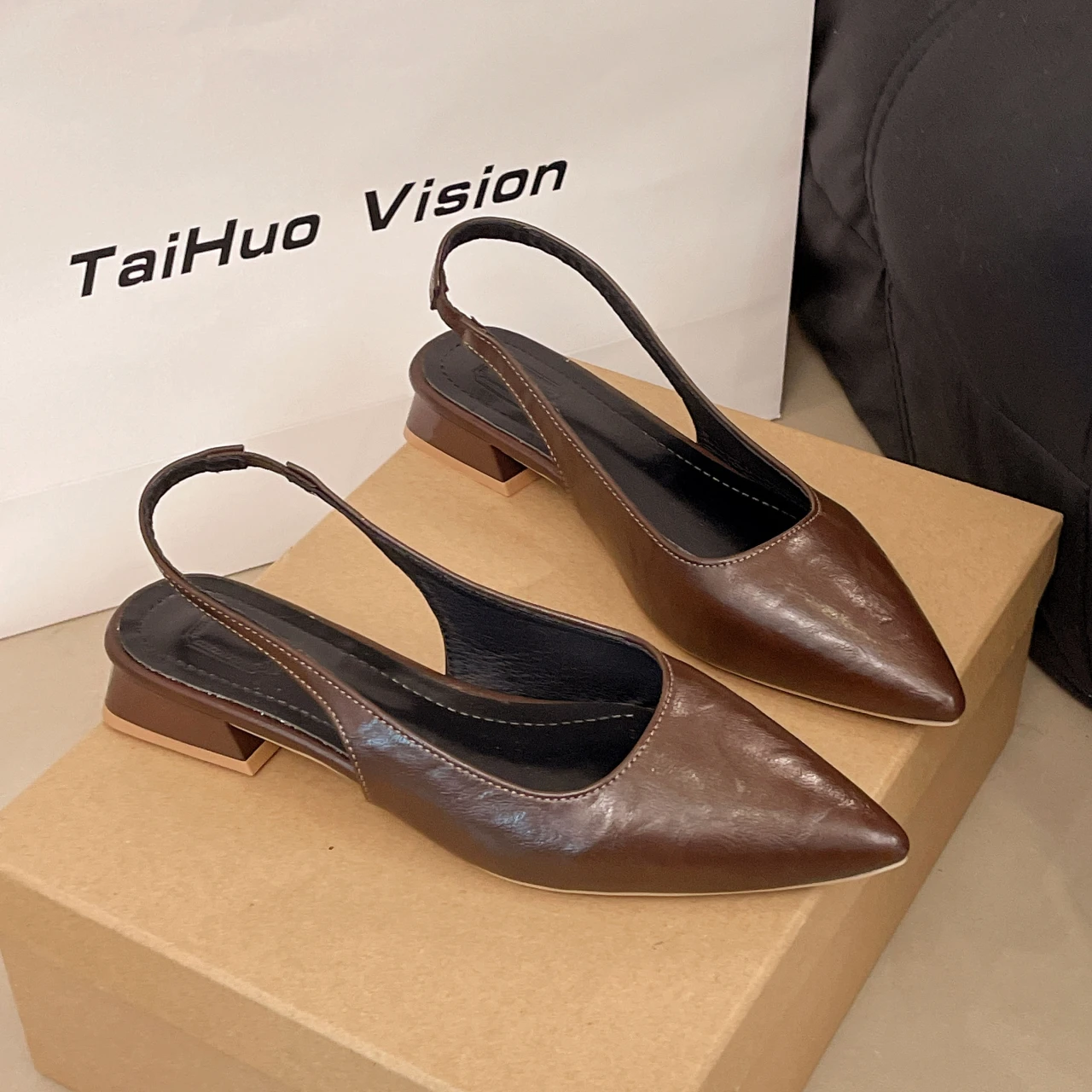 Wuling Slip-On Soft Leather Heels main image 0