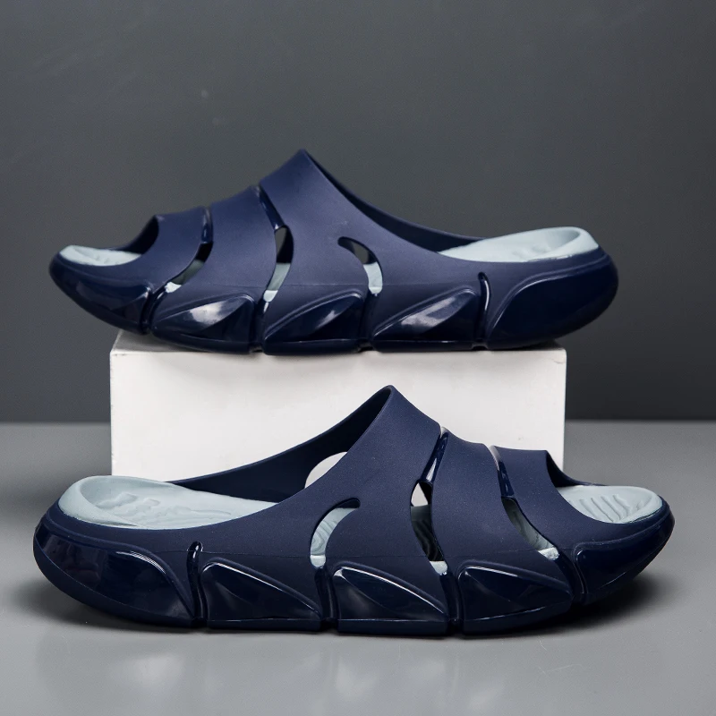 Men Slippers Summer Casual thick-soled Beach Slippers Man Non-slip Outdoor Luminous Flat Home Slippers