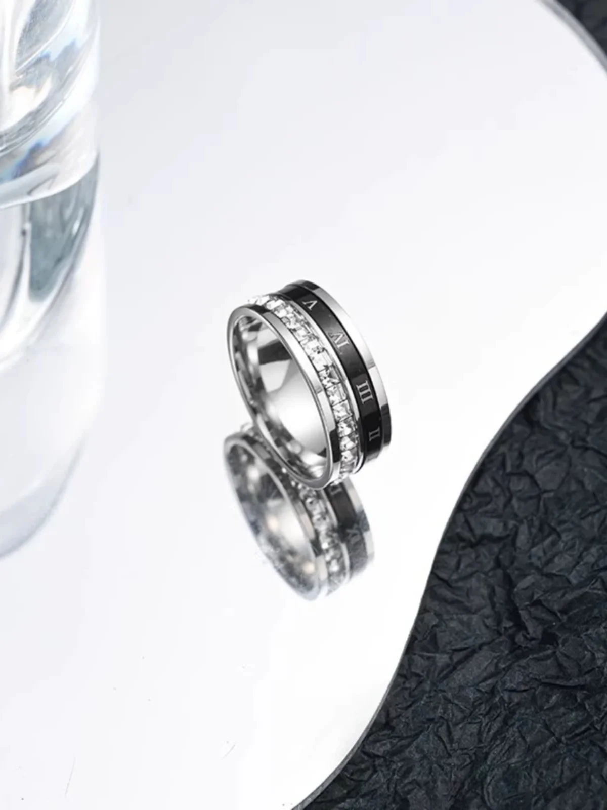 Titanium steel Star ring men's fashion brand high-grade sense niche design can rotate the couple ring for boys ring