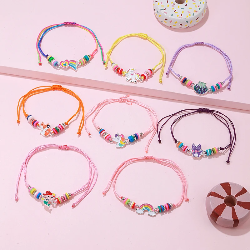 Braccialetti per ragazze alla moda