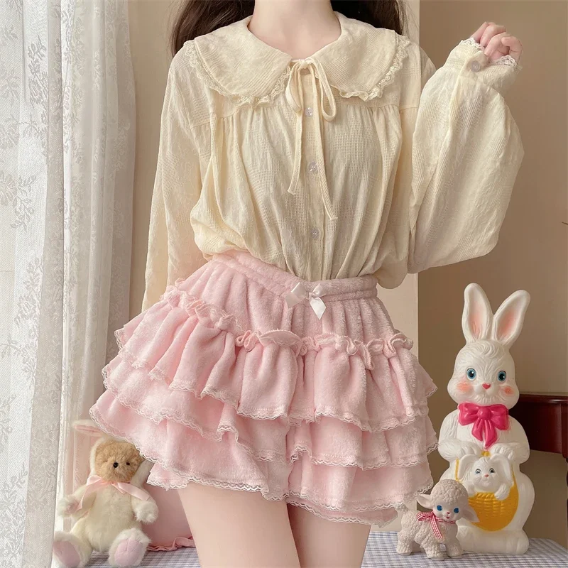 Multilayer Fleece Shorts Women Autumn Bow Elastic Waist Lace Trim Kawaii Bottoming Lolita Loose Thick Shorts for Sweet Girls
