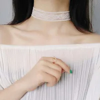 Nekclace court en dentelle pour femmes et filles, couleur noir et blanc, collier romantique à la mode, cadeau pour fête, vente en gros, bijoux de cou 5