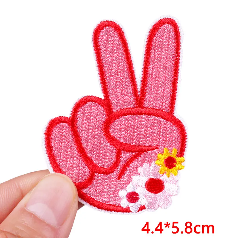 Toppa Termoadesiva Peace 7 Cm - Ricamo Da Stirare O Cucire Per Jeans, Giacche, Borse - Simbolo Pace - 2