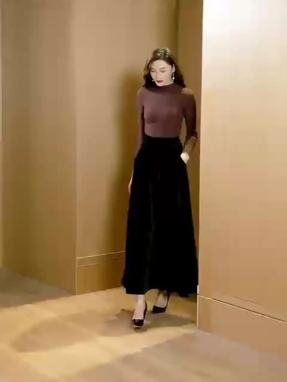 Black Golden Velvet Skirt Women's Long Skirt 2024 New High Waist