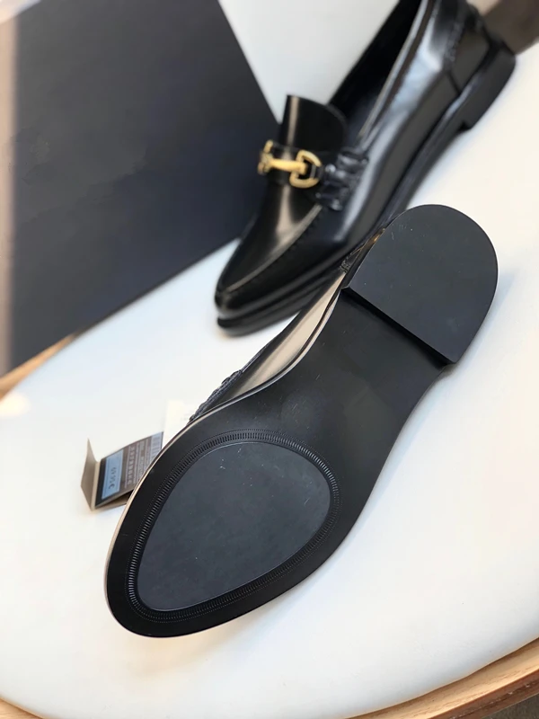 Jenny&Dave New Slip On Shoes French Flat Shoes Women Fashionable Genuine Leather Lefu Shoes Metal Buckle Simple Commuter Retro