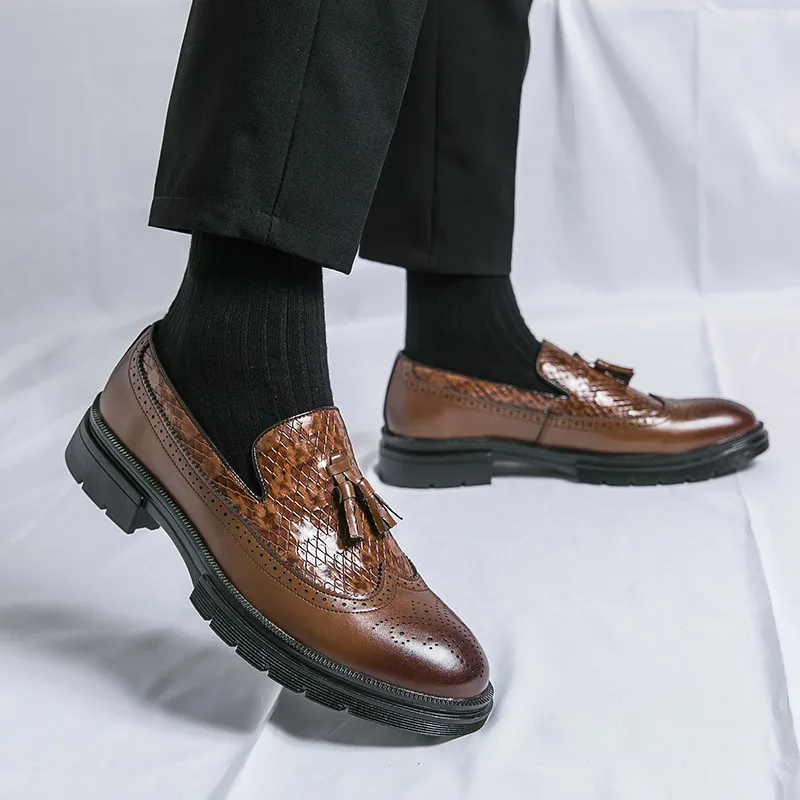 

Brown Brogue Shoes for Men Fashion Tassel Leather Mens Dress Shoes Size 38-46 Casual Business Shoes Men Zapatos Hombre De Vestir