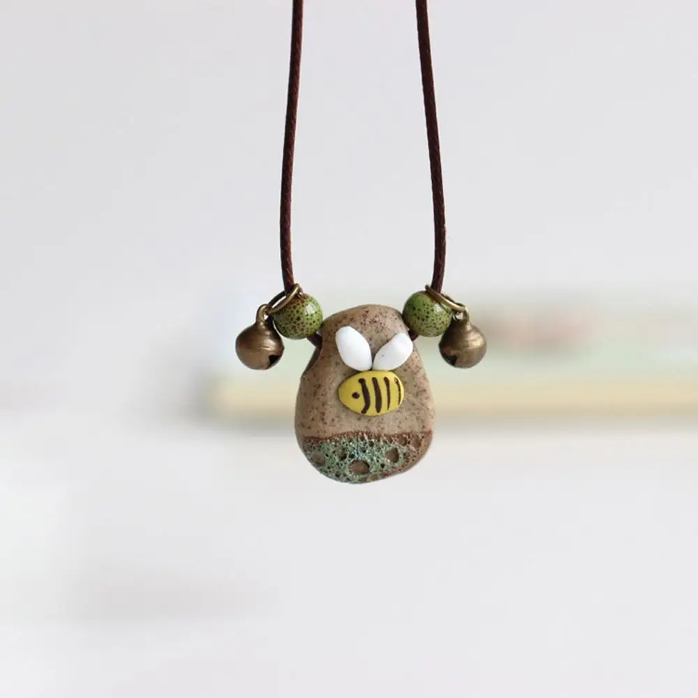 Collana con ciondolo in pietra da donna design ad ape_voghion.com