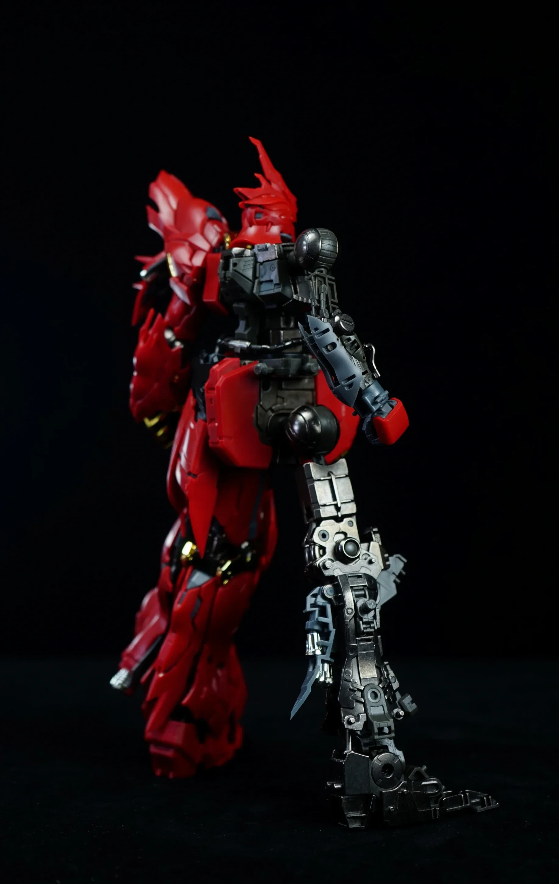 鉄のおもちゃ金属フレーム部品シナンジュ 1/100 MG MSN-06S 合金