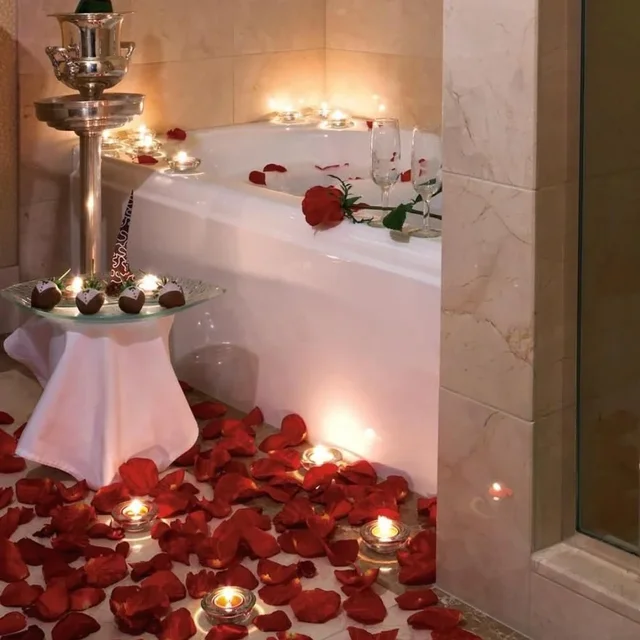 100-10000 pièces haut coloré artificiel faux pétales de Rose rouge blanc or Roses pétale fleurs romantique fête de mariage saint valentin décor 4