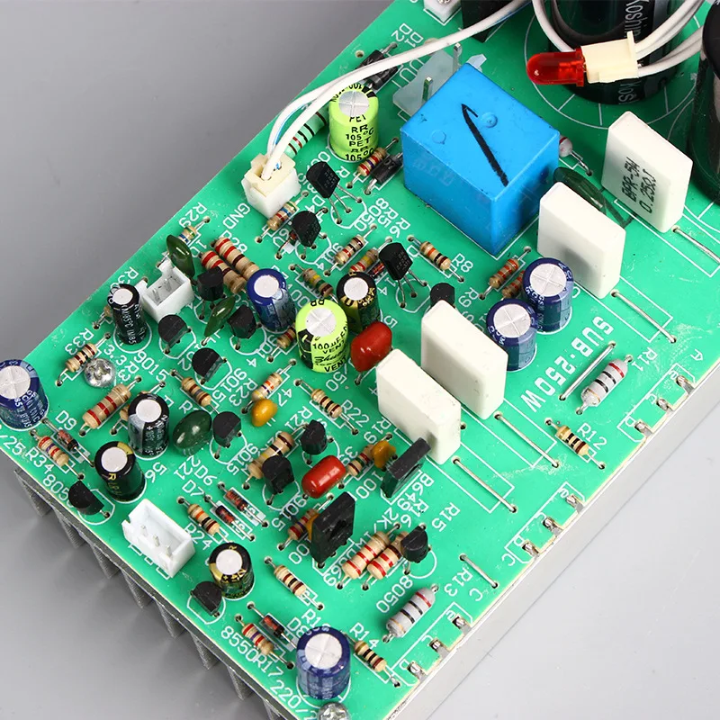 서브우퍼 4IC BLT 단일 채널 순수 베이스 출력, 완성 앰프 보드, 250W