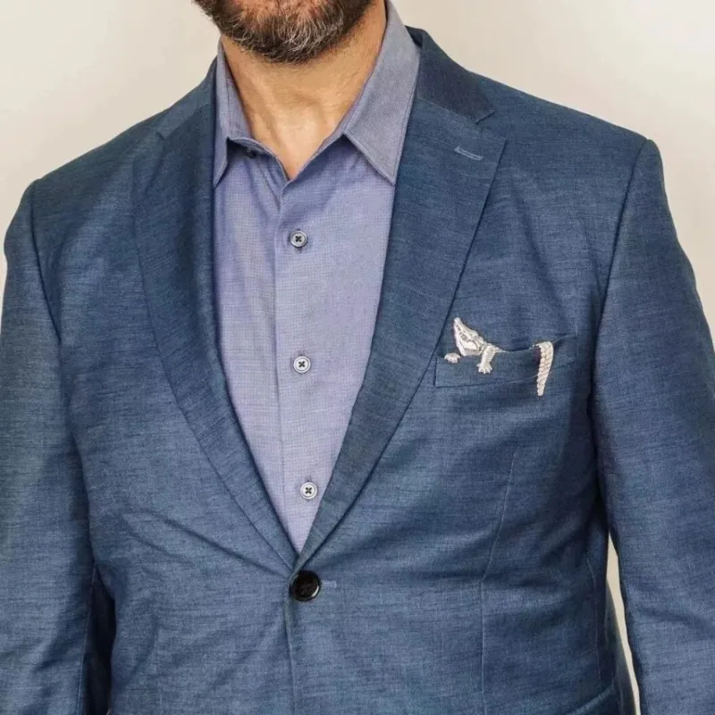 Exquisite and Creative Crocodile Animal Brooch Men's and Women's Traditional Retro Gentleman Suit Jacket Collar Jewelry High-end