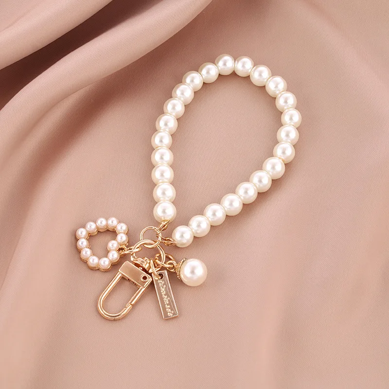 キーホルダー・キーリング [RAIVE] Cheryl Beads Pearl Charm 610wGK9awlL._UY1000_.jpg
