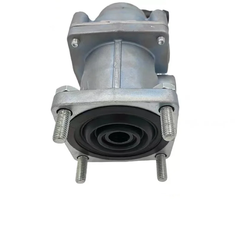 Brake Master Valve For CNHTC SINOTRUK HOWO WG9719360005 A7 T7H Hohan N7G Steyr SITRAK C7H Truck Parts