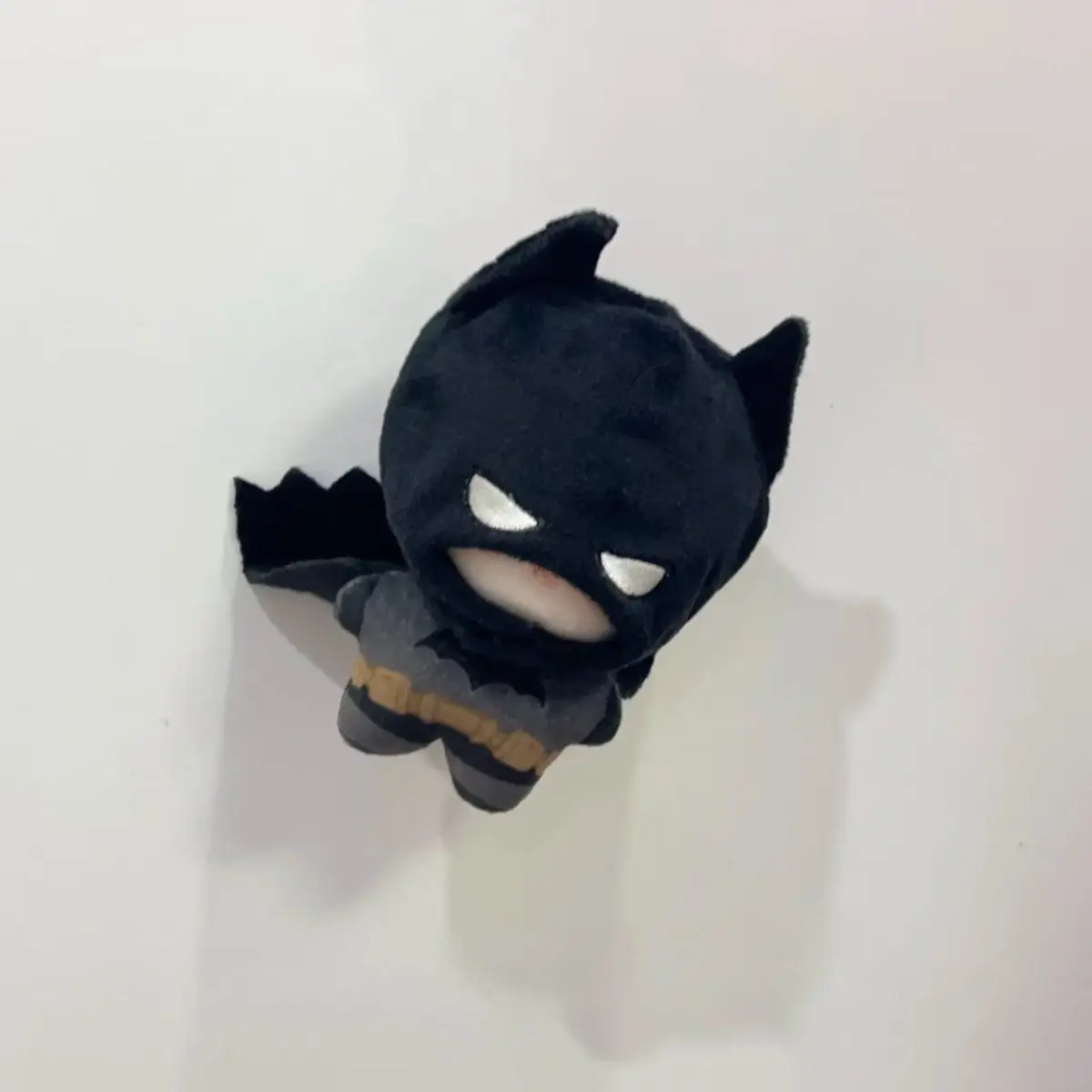 Anime Bat Man Bruce Wayne 10cm Plush Doll Toy for Children And Adults Cartoon Cosplay Dress-Up Collectible Soft Cotton Gift