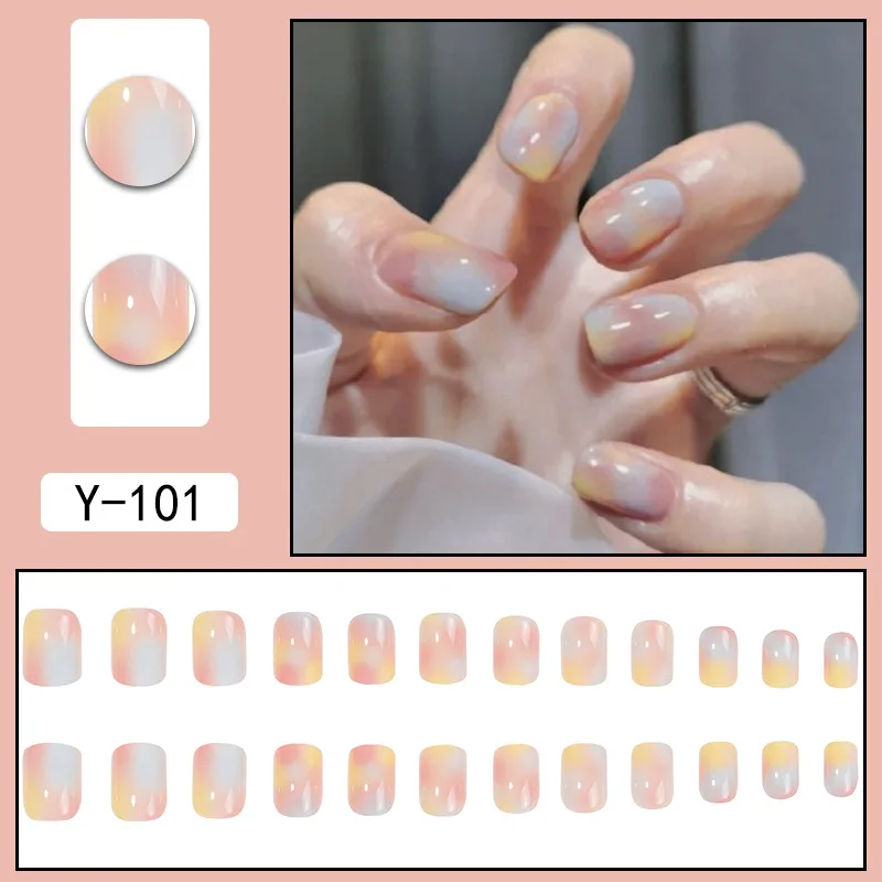 Patch Per Unghie Enhancement Prodotto Finito Ice Cream Color Halo Dye Semplice Contrasto Stile Corto Indossando Nail Show White