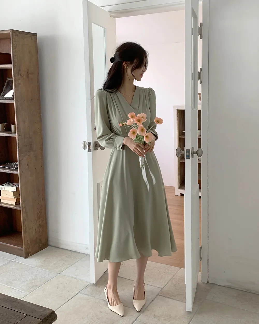 Korean Fashion Autumn Midi Dresses for Women Long Sleeves V-neck A-line Solid Casual Dress Office Lady Clothing New