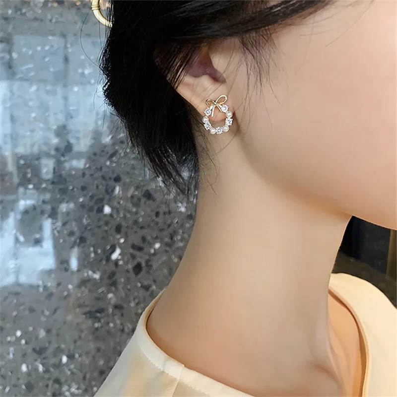 Fashion Lmitation Pearl Crystal Bow Stud Earring For Women Girl Party Trending Jewelry