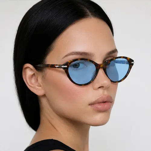 Cat-eye fashion trend decorative sunglasses - perfect everyday eyewear for ladies - Image 4