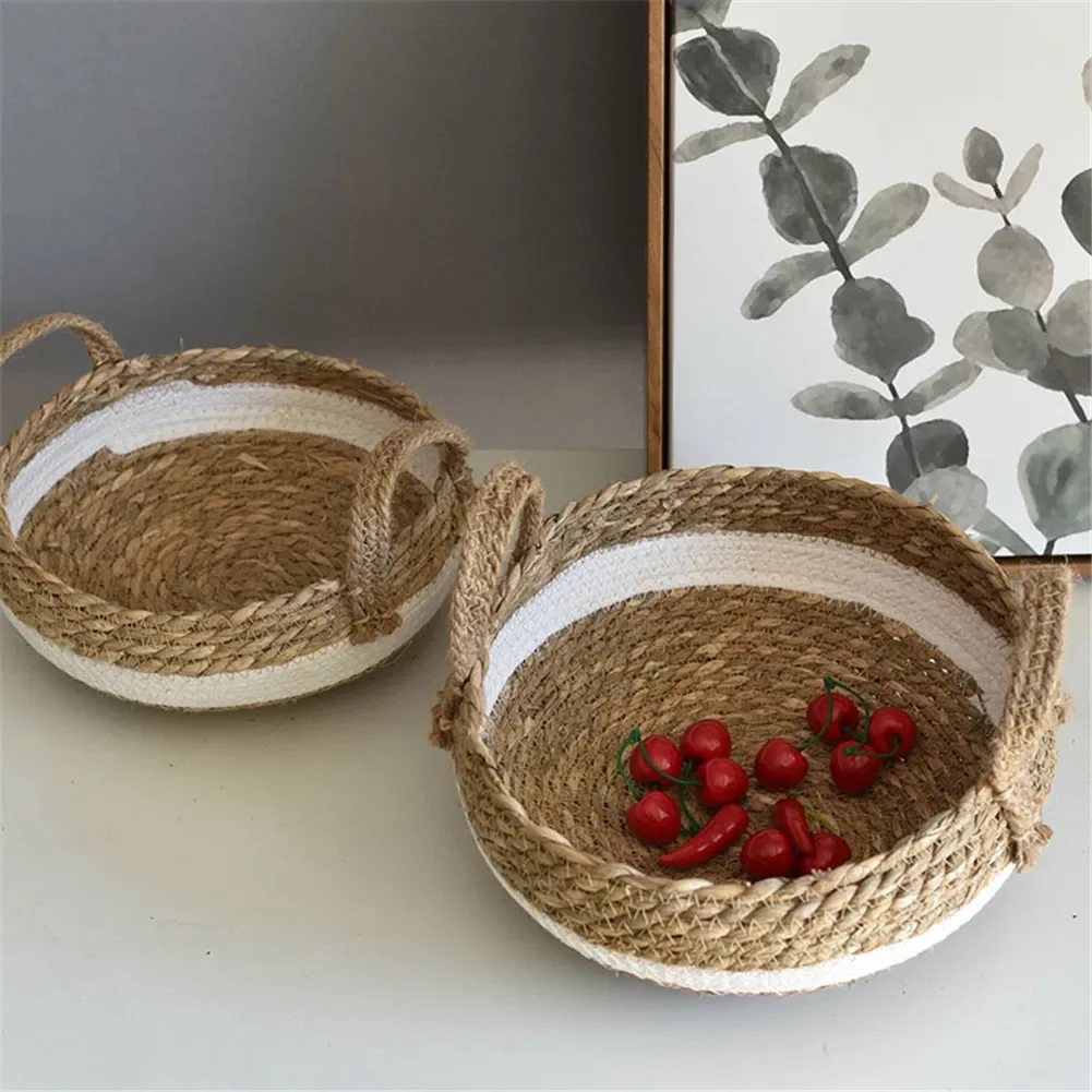 

Woven Round Rattan Serving Tray Decorative Storage Basket with Handle Sundries Organizer for Home Living Room Coffee Table Entry