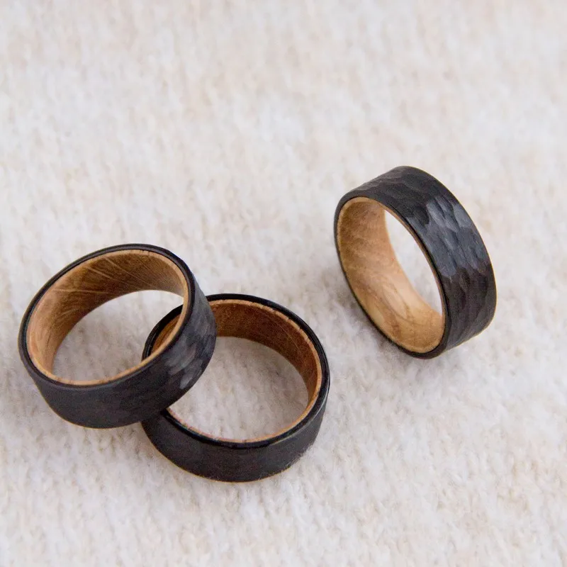 Hammered Ring Black Faceted Steel Barrel Solid Wood Ring Tungsten Men ring Wedding Band 5