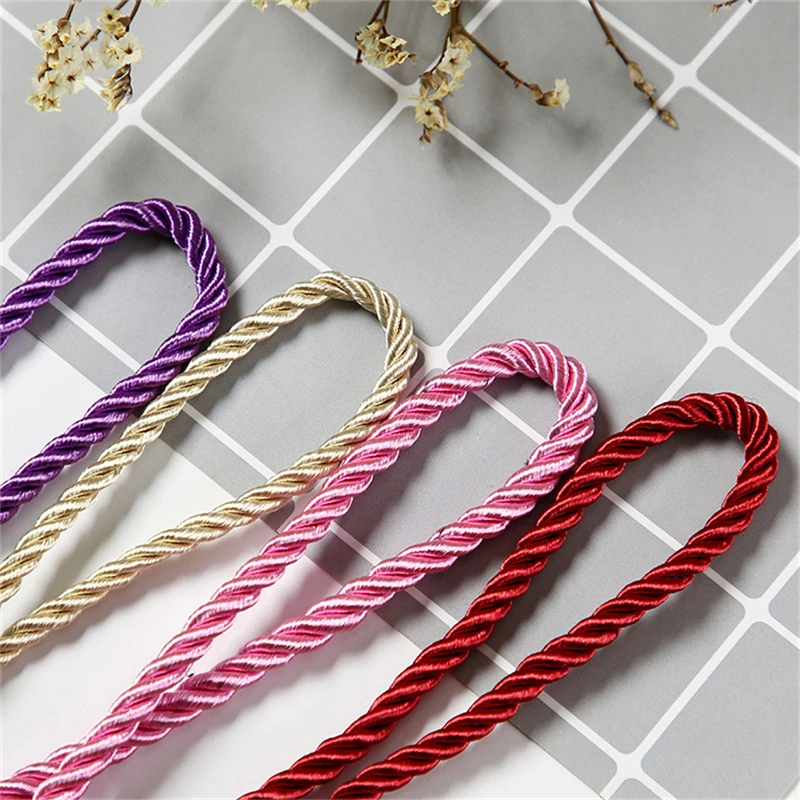 Nylon Cord 5Yards 4mm Parachute Cord Lanyard Rope Mil Spec Type 3 Strand Climbing Camping Survival Equipment For Bracelet Rustic Home Decor