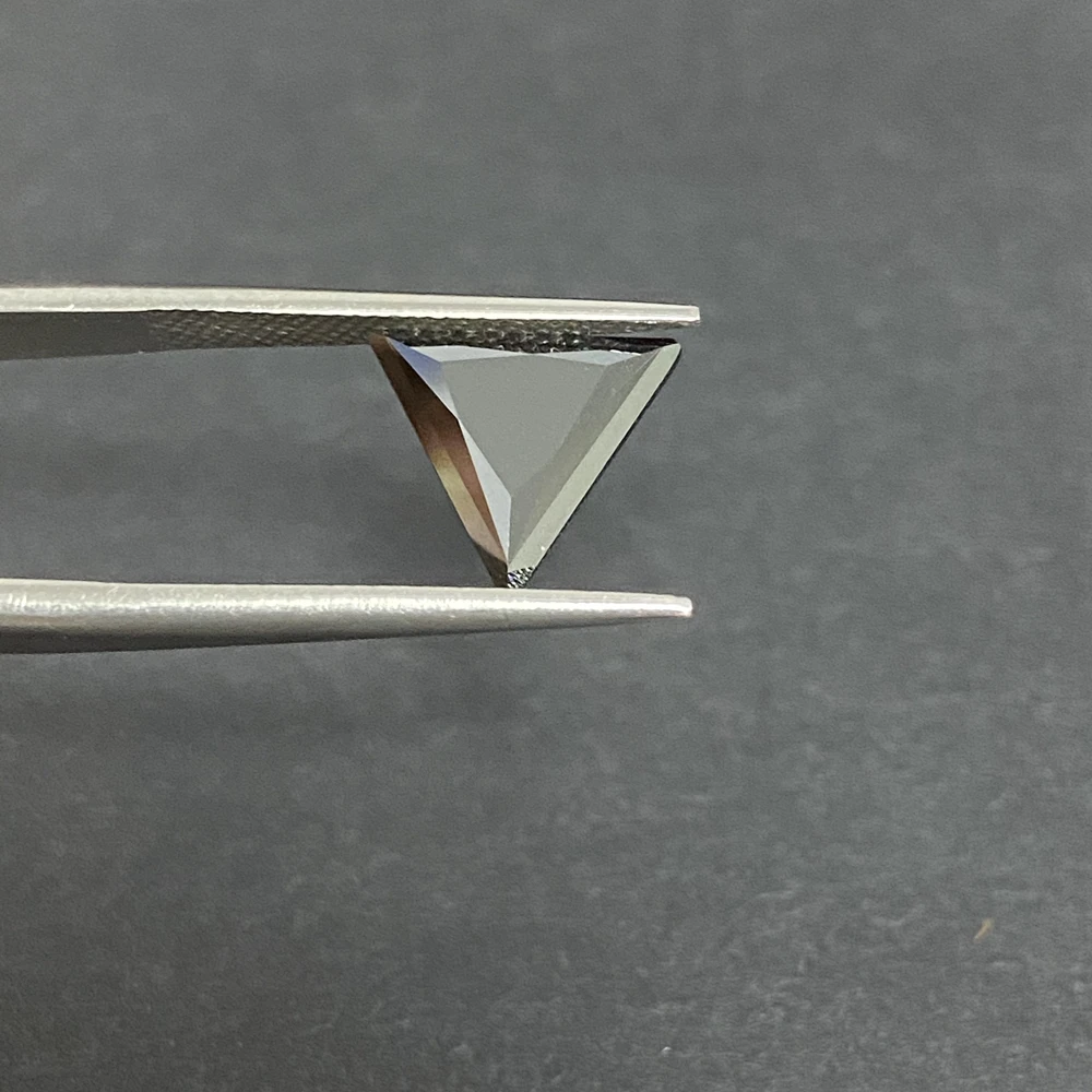 Moissanite Gemstone Black Triangle Cut Primary Color Black Lab Grow Diamond for Jewelry Rings Earrings Making with GRA Report