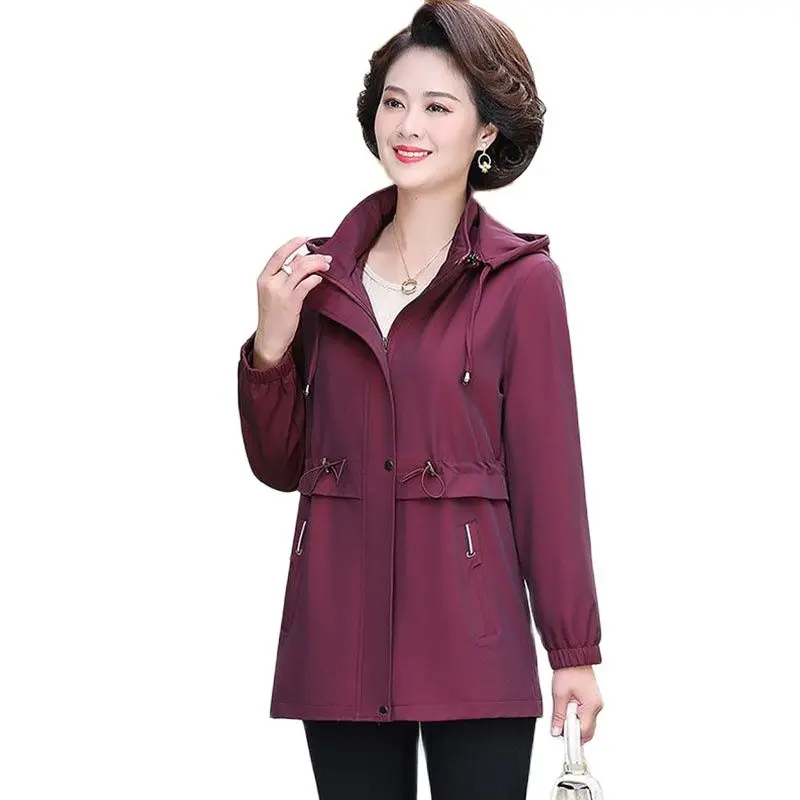 

Moms Spring Temperament Large Size Clothes 2023 Spring And Autumn New Middle-aged And Elderly Fashion Hooded Windbreaker Coat5XL