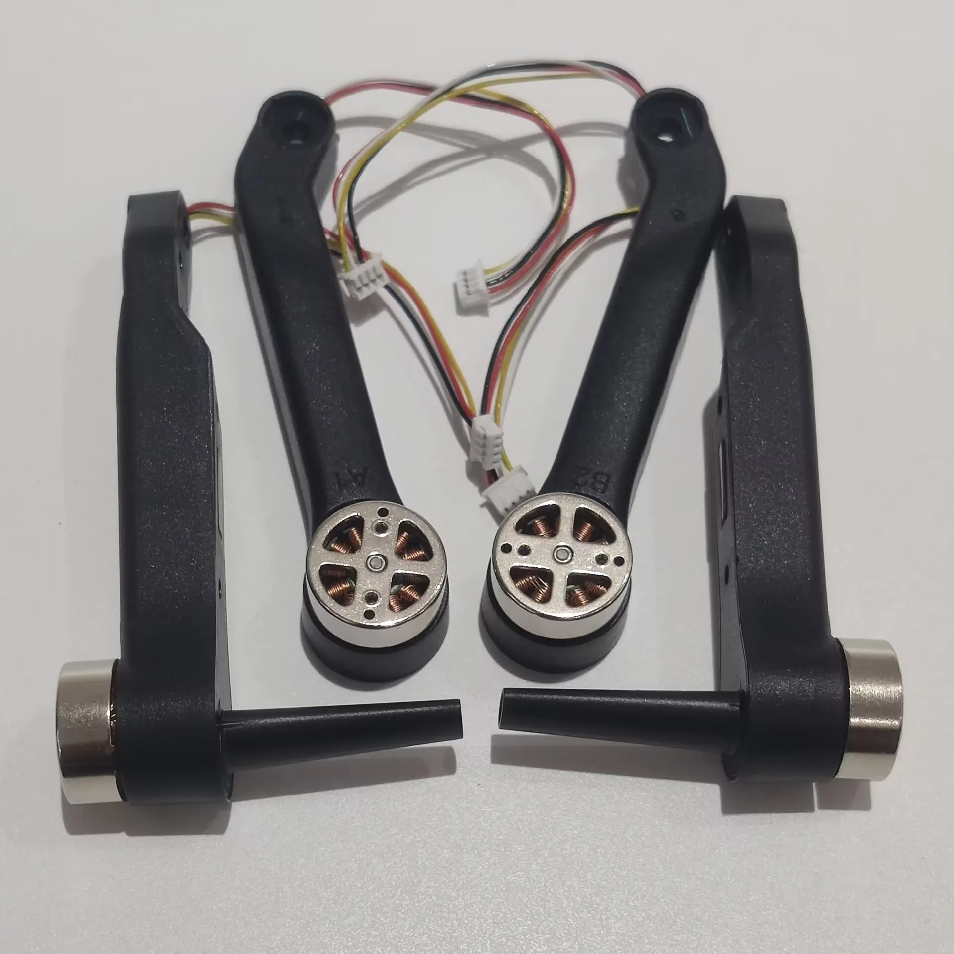 

Оригинальный 4 шт. H16 бесщеточный складной Дрон RC Квадрокоптер запасные части бесщеточный рычаг двигателя AB Arm оригинальные аксессуары