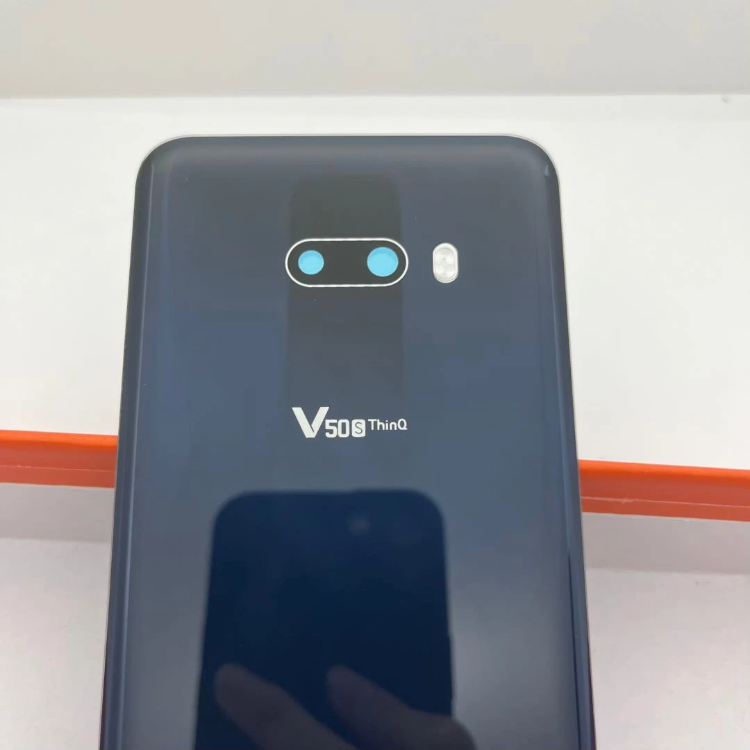 Рисунок 3 - С объективом камеры для LG V50S
