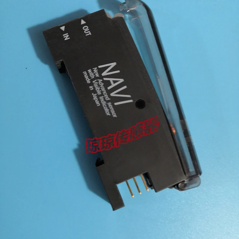 

New Original optical fiber sensor amplifier FX-411-C2 FX-411 LS-401-C2 LS-401