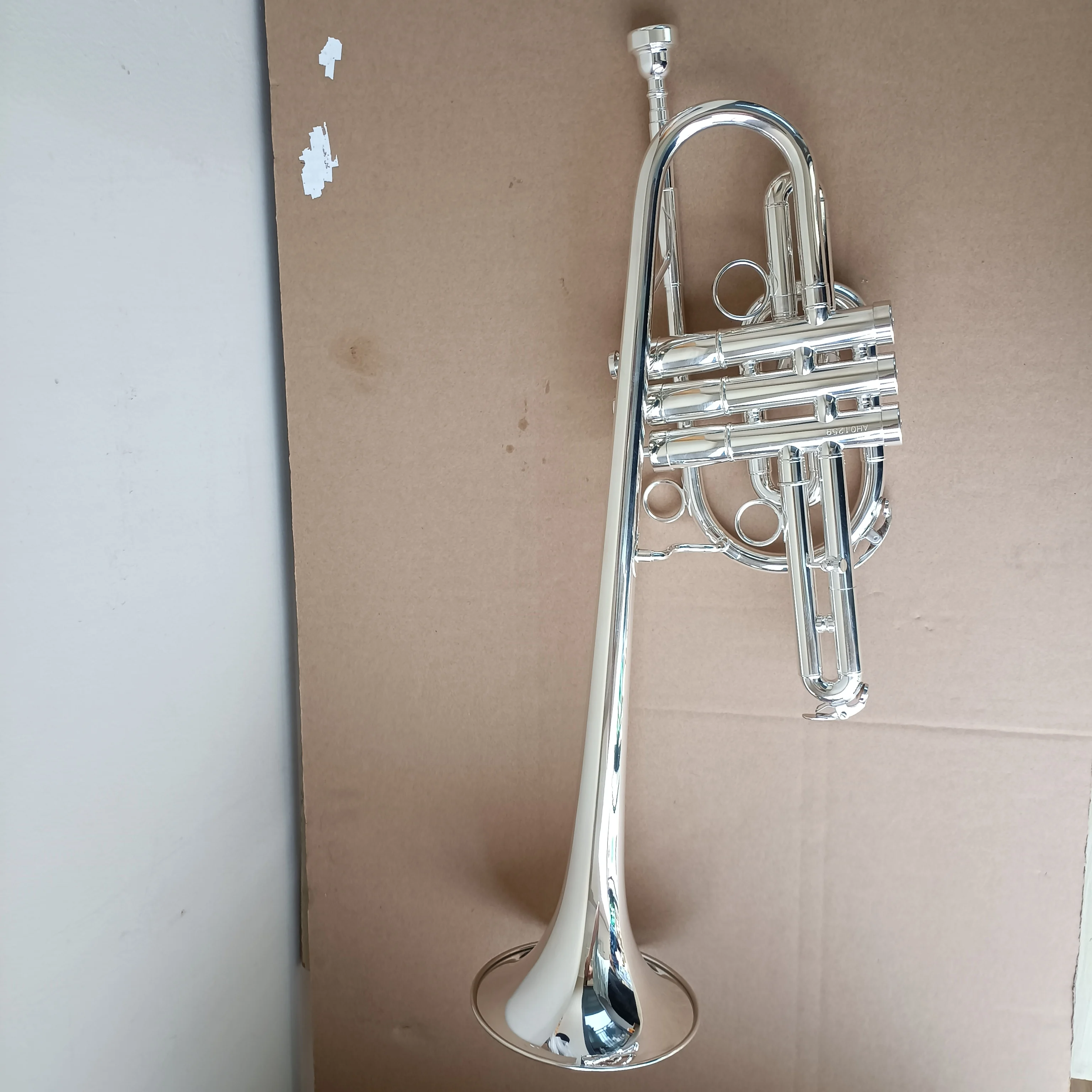 Top sales Marching Trumpet B key Silver plate Excellent quality and good sound with case mouthpieces