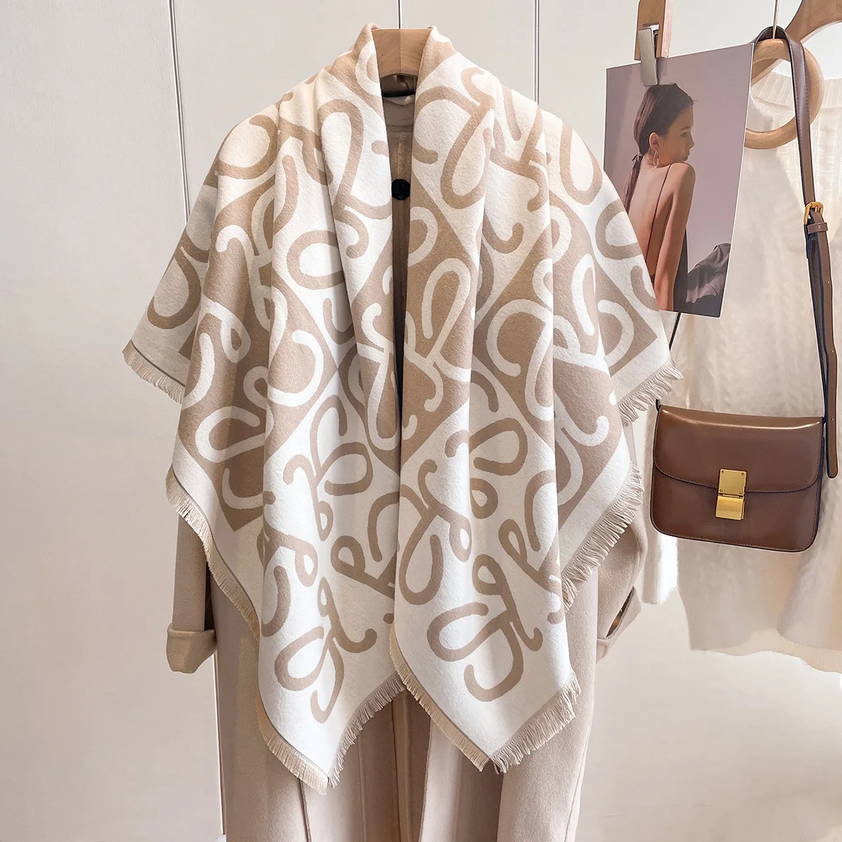 New Warm Winter Scarf Cashmere Women Pashmina Design Print Shawls Wrap Female Thick Blanket Soft Bufanda Stoles Fashion Kerchief