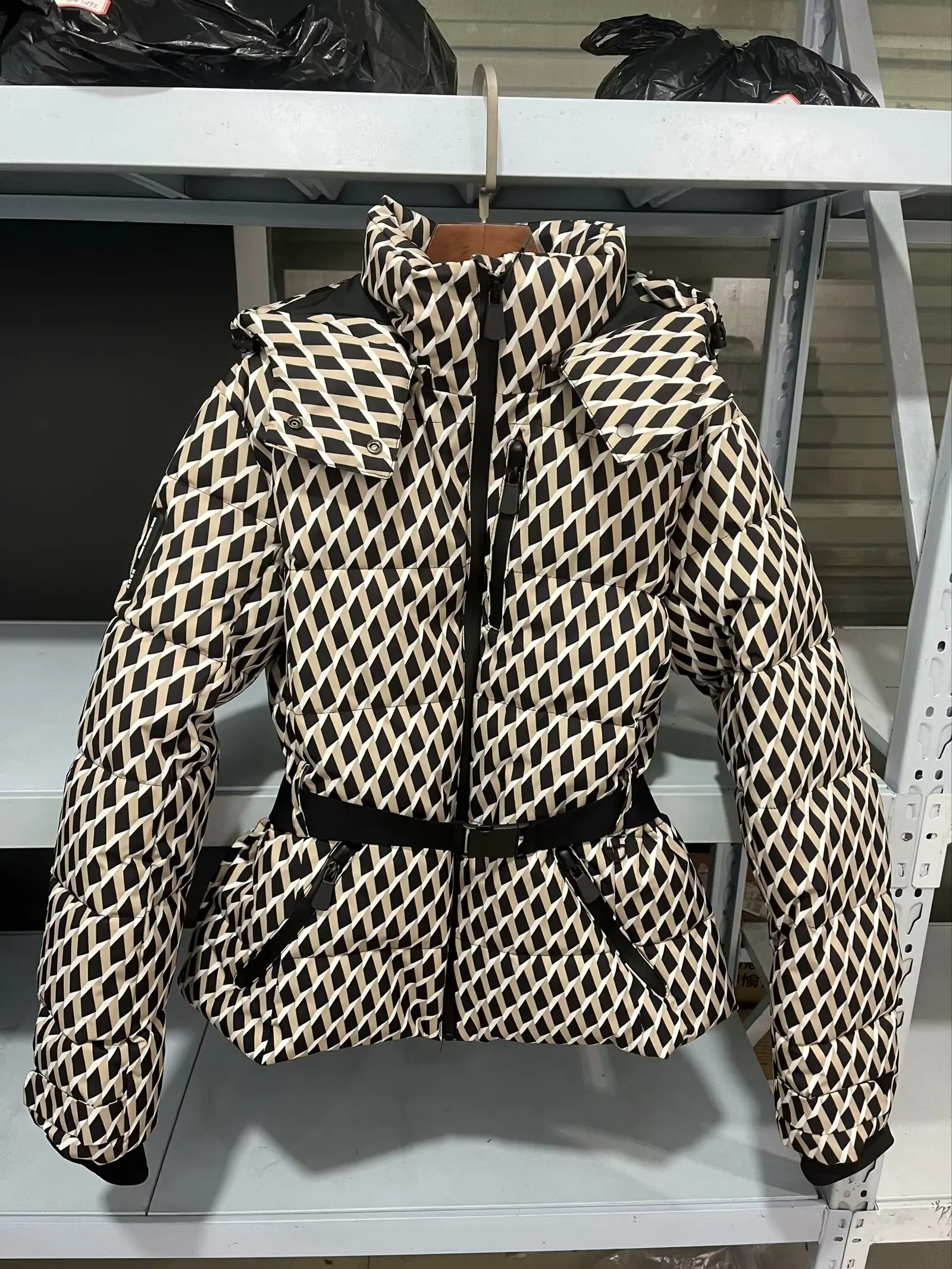2025 RARA new women's fashion waist with belt hooded down cotton jacket commuting warm windproof jacket more comfortable to wear 2