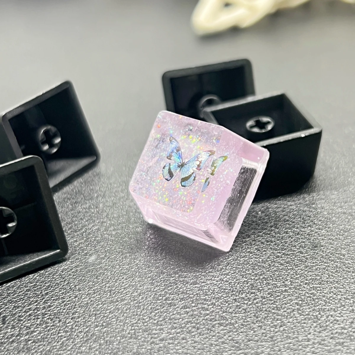 Translucent Butterfly Keycaps 1Pcs Translucent Butterfly Keycaps Cross Axis Mechanical Keyboard Keycaps With Accessories R251