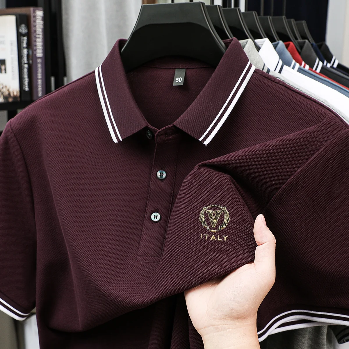 Cotton men’s polo shirt for travel and daily wear