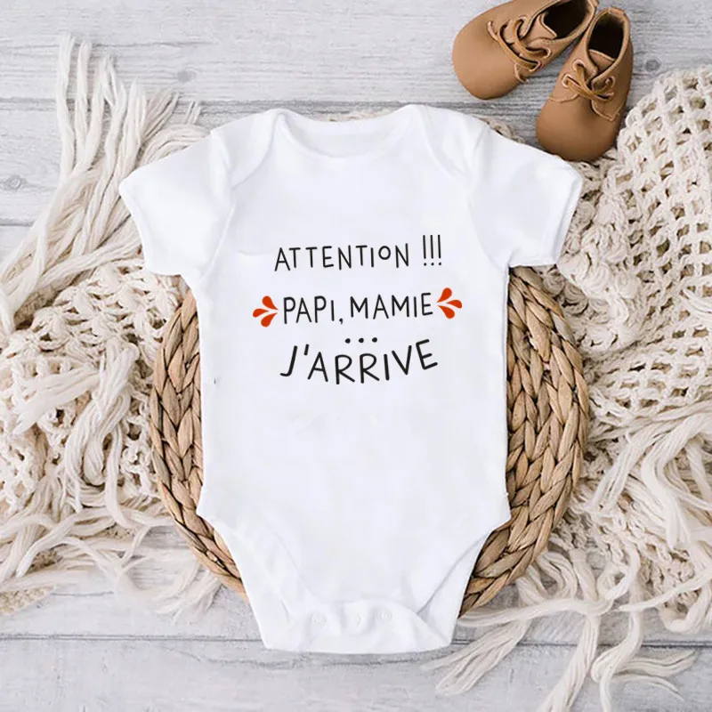 

Attention Grandpa Grandma I'm Coming Newborn Baby Bodysuit Cotton Boys Girls Rompers Baby Announcement Jumpsuit Infant Clothes