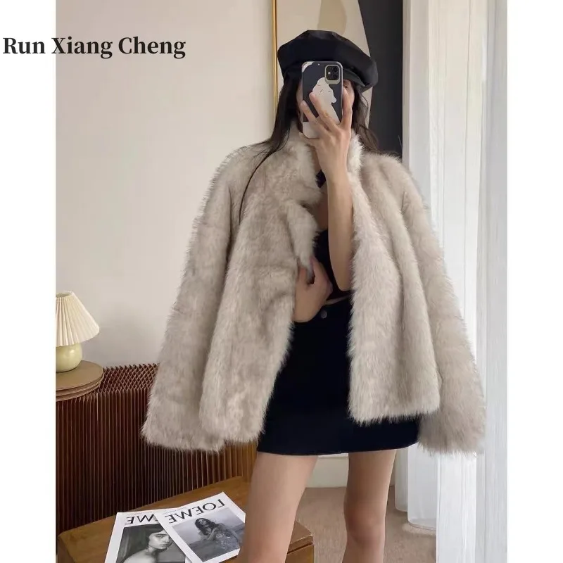 

Женское короткое зимнее меховое пальто RUN XIANG CHENG с воротником-стойкой