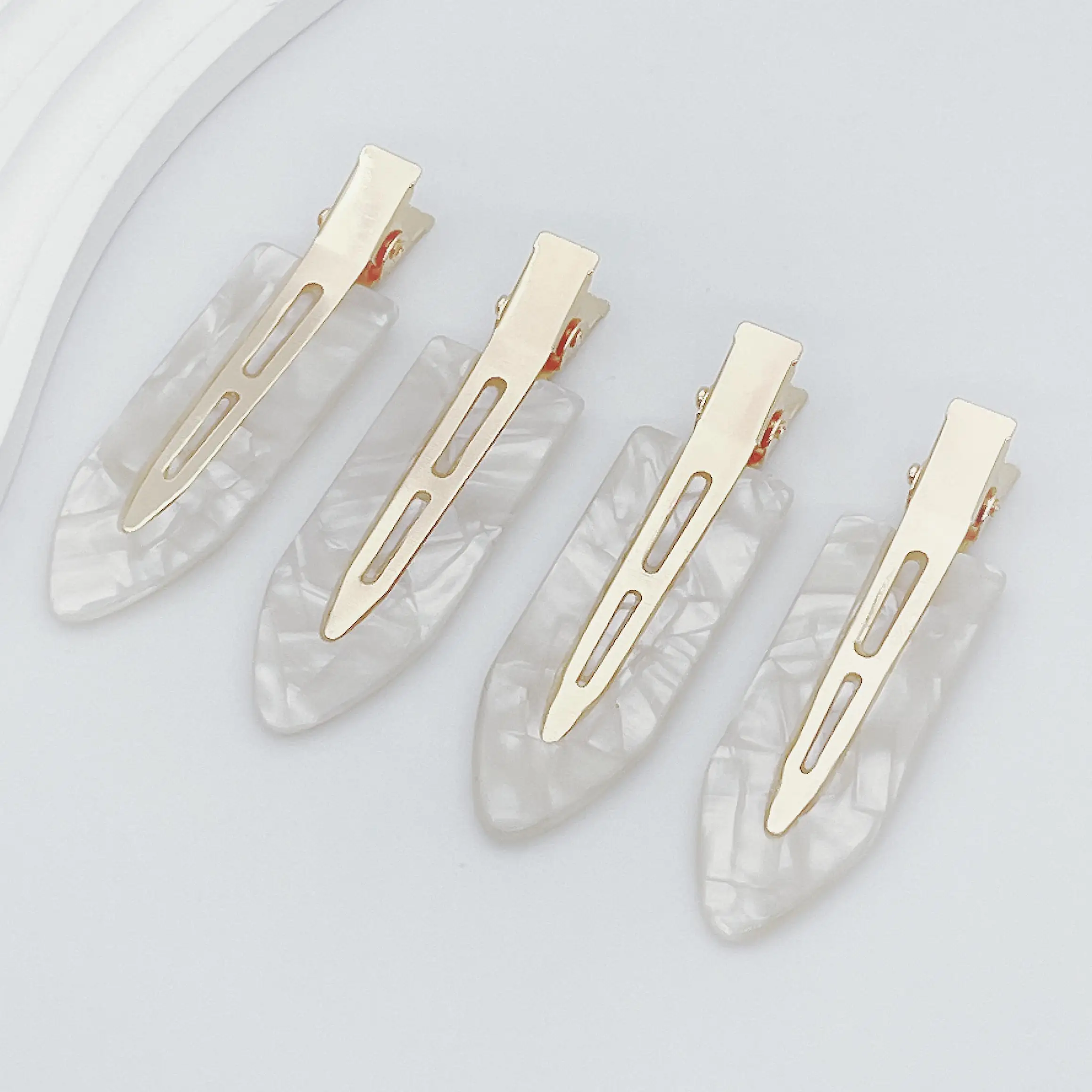 4-teiliges, nicht biegendes Haarnadel-Styling, flacher Acryl-Clip, knitterfreie, kleine Nadel zum Crimpen, nahtloses Fransen-Haarnadel-Werkzeug für Mak – Detail 6