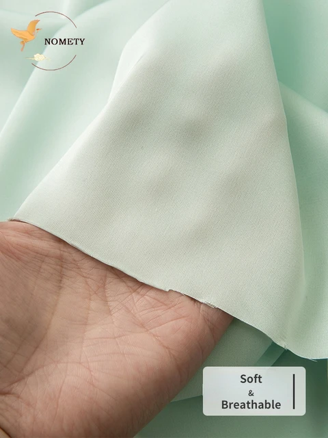 신축성 있는 쉬폰 원단과 시뮬레이션 실크 새틴의 나이트드레스 스커트