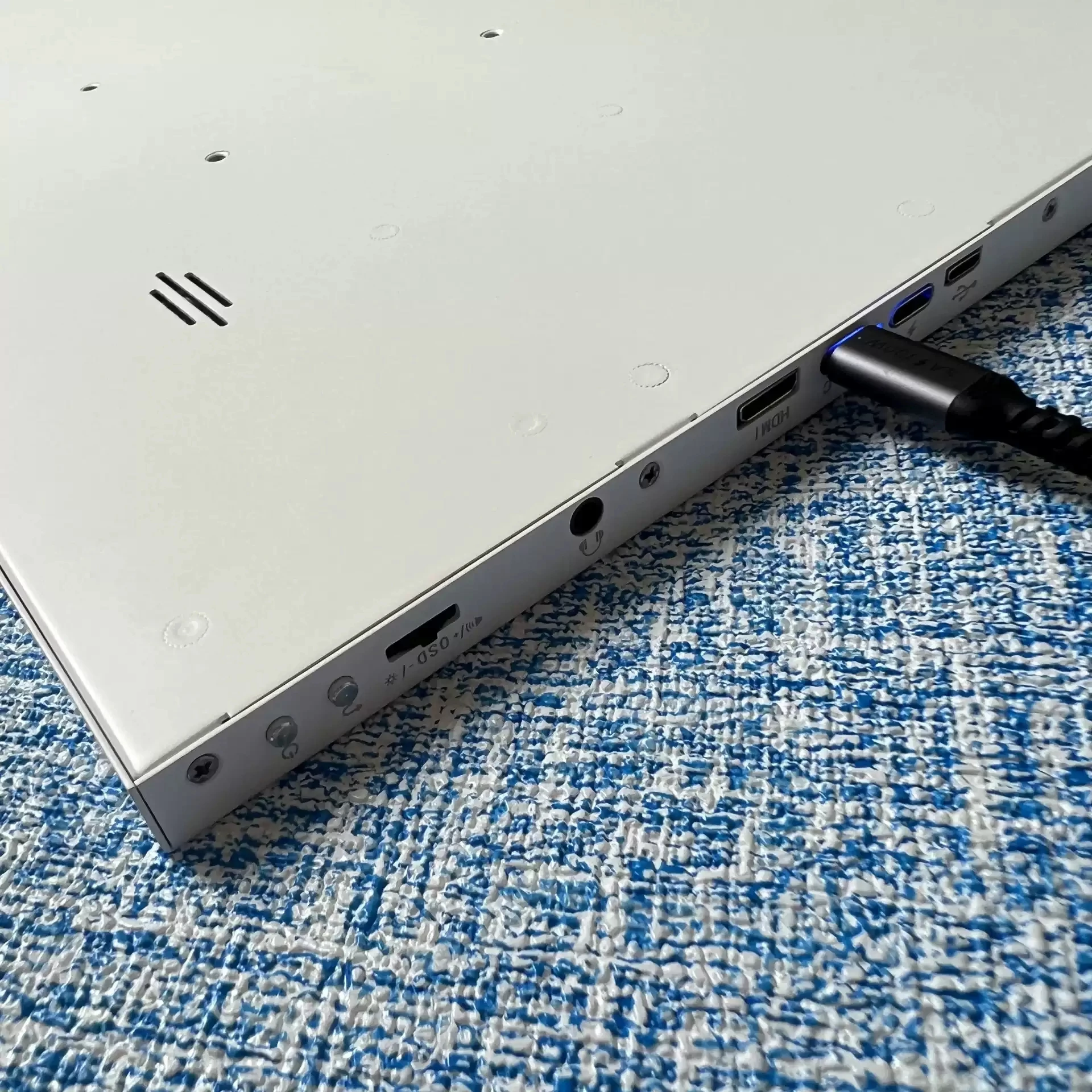 16 ġ 2K IPS ޴  WQXGA USB-C -c HDMI ȣȯ ǻ  ps4 ġ Xbox one Ʈ ȭ