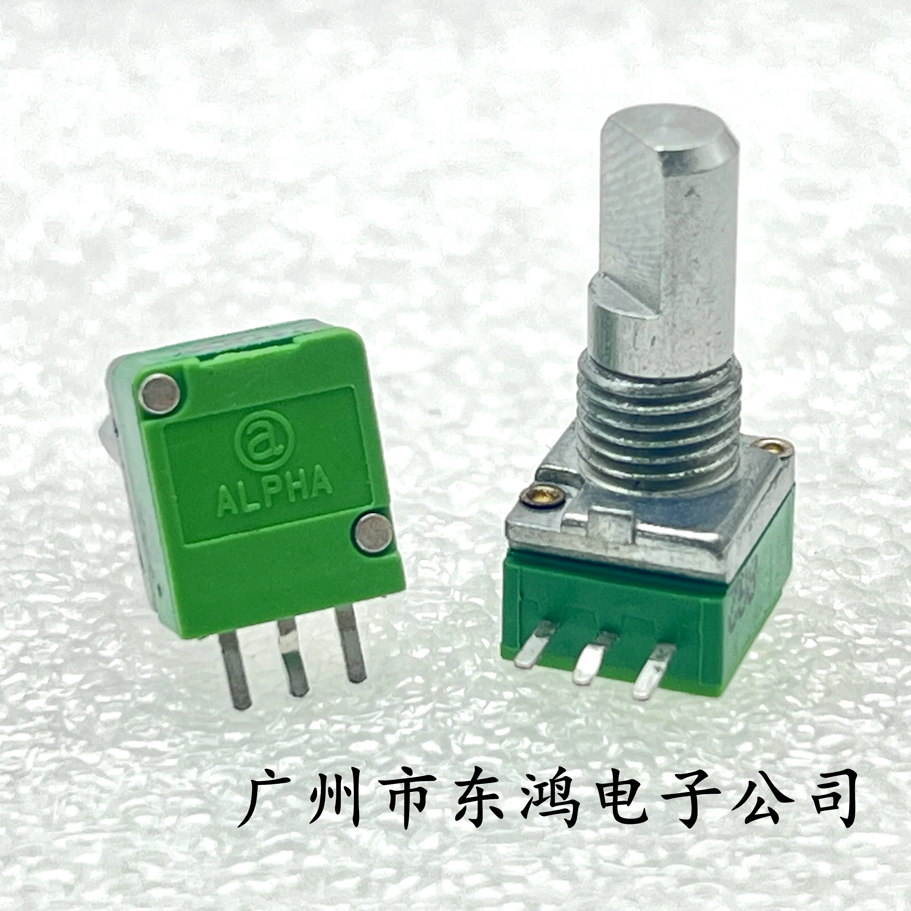 1 PCS Taiwan 09 Precision Potentiometer B100K B22K A250K C1M C150K Single axle length 15mm