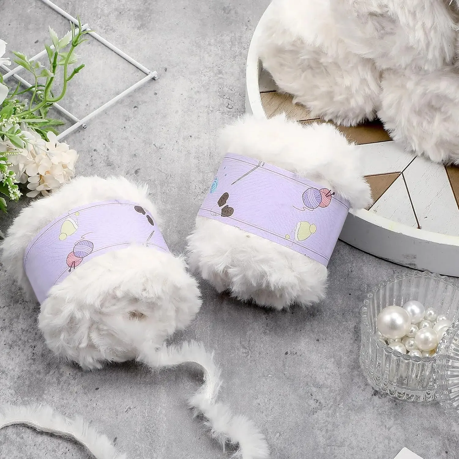 1 Skein 50 Grams Super Soft Fur Yarn Chunky Fluffy Faux Fur Yarn Eyelash Yarn for Crochet Knit Scarf Accessories and Blankets