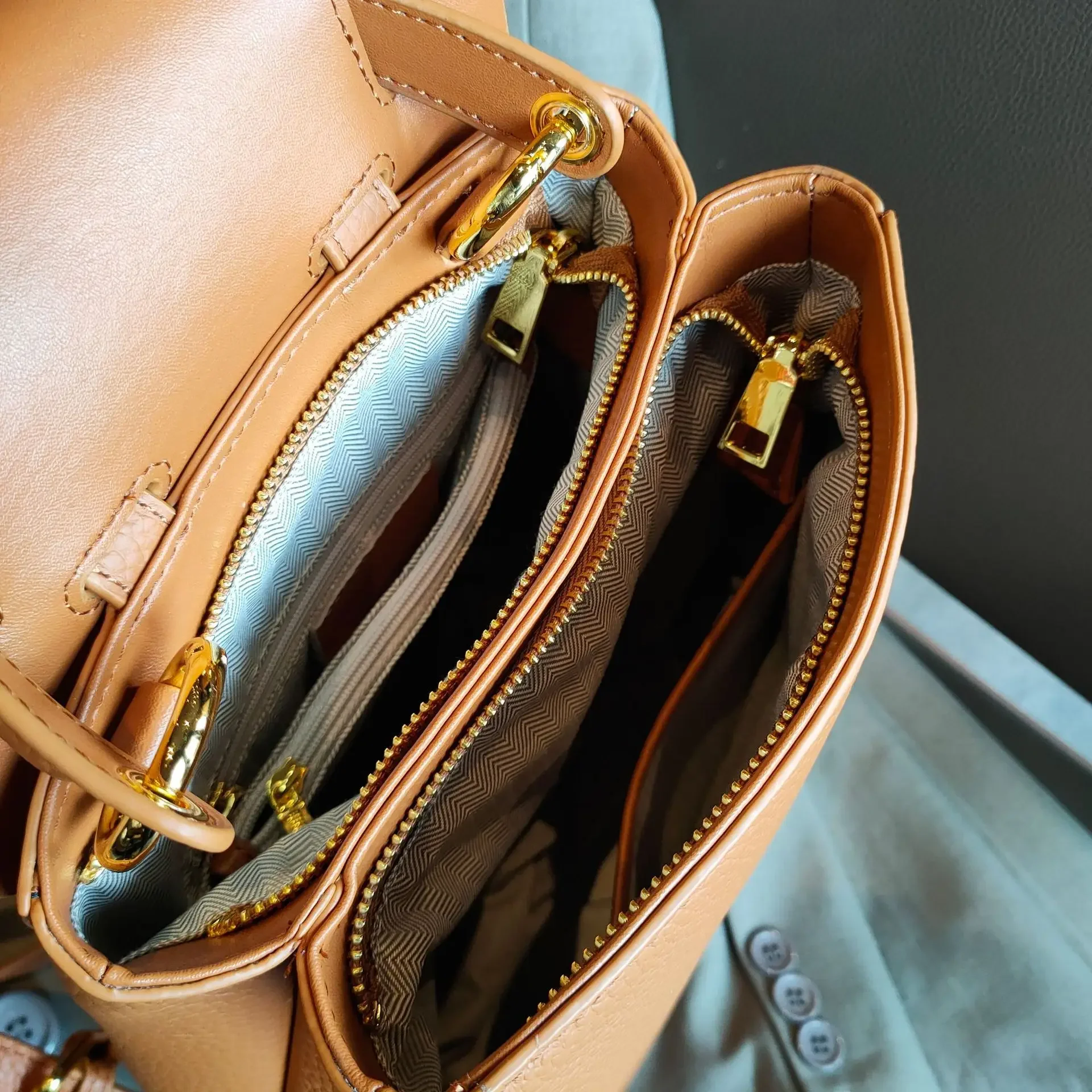 2024 Ins Vintage Women Backpack Cowhide Leather High Quality Female Shoulder Bag College Girl School Book Backpacks Daypack 5
