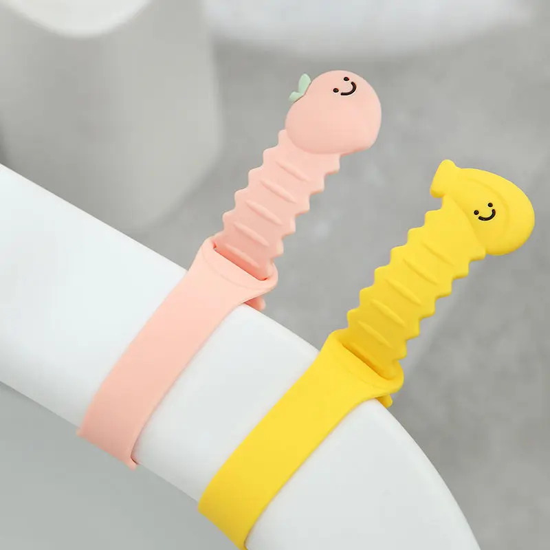 

Portable Silicone Toilet Seat Cover, Cute Cartoon Circle, Peel Handle, 2Pcs