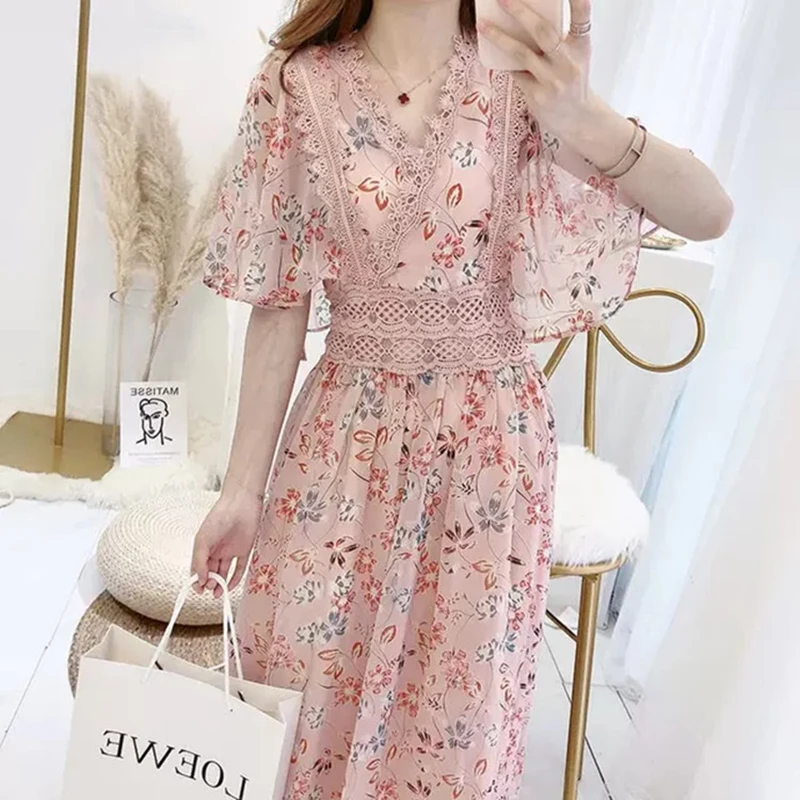 

Summer Women's Chiffon Dress Women's 2024 New Style Half Sleeve Lace Floral Sexy Dress Lady Bohemian Waist Slim Party Dresses Y2