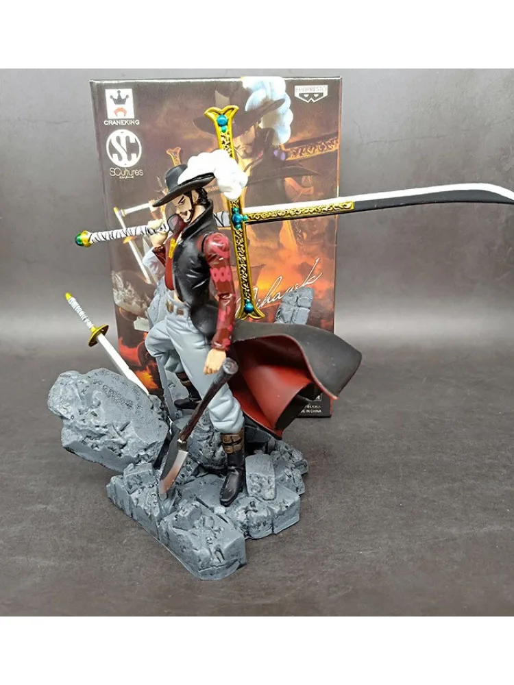 Figurine One Piece Dracule Mihawk