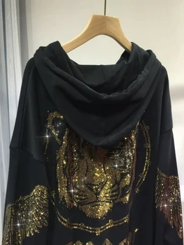 Plus Size Zip-Up Hoodie Tiger Rhinestones Graphic Top Jacket With Pocket for Women Oversized Hooded Sweatshirt Sparkling 1