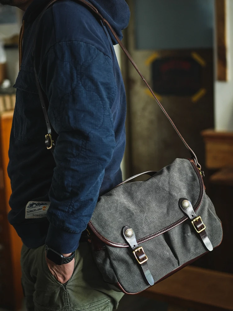 Fashion vintage casual luxury canvas first layer leather men's messenger bag business outdoor travel designer shoulder bag