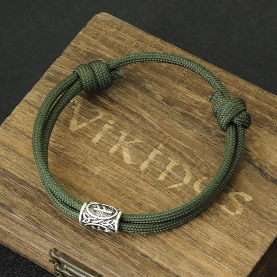 Adjustable Paracord Bracelet For Men Outdoor Survival