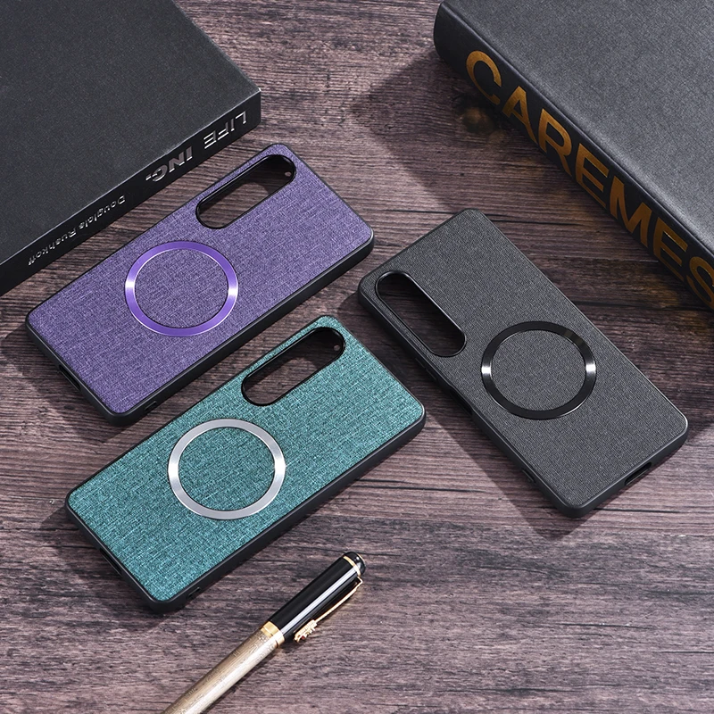 Premium Cloth Texture Magnetic Wireless Charging Hard Cover